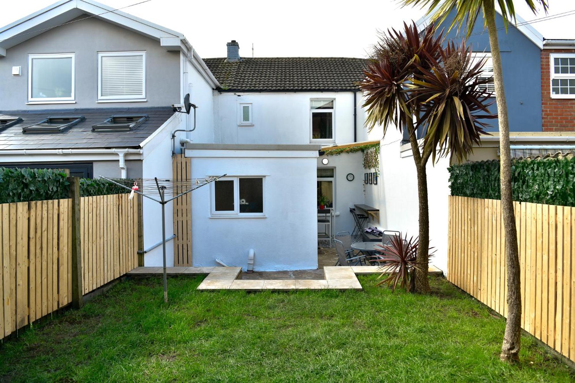 Free Parking - Heart Of The City - Superb Townhouse & Garden - Peaceful Area But Only 5Min Walk To Beach, Shops, Bars, Arena, Marina, Parks Swansea Exterior foto
